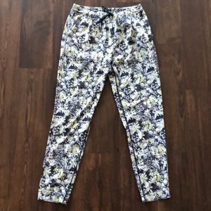 Lululemon Jet Crop Floral- RARE